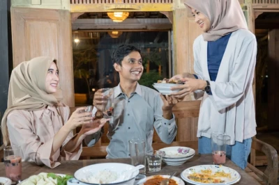 10 Rekomendasi Menu Bukber Sederhana yang Lezat