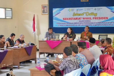 Di Depan Sekretariat Wapres dan Tim Pemprov, Kader Ini Cerita Rela Talangi Uang PMT untuk Cegah Stunting