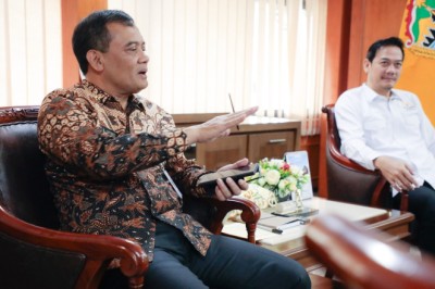 Pacu Ekspor, Gubernur Jateng Upayakan Revitalisasi Pelabuhan Tanjung Emas