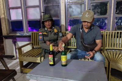 Pemkab Rembang Gelar Patroli Cafe Karaoke dan Warkop