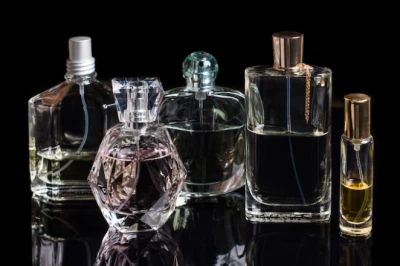 10 Rekomendasi Parfum Lokal Terbaik dengan Aroma Tahan Lama