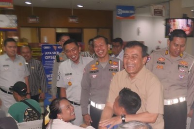 Gubernur Ahmad Luthfi Cek Samsat, Ada Penghapusan Tunggakan Pajak Hingga 10 Tahun