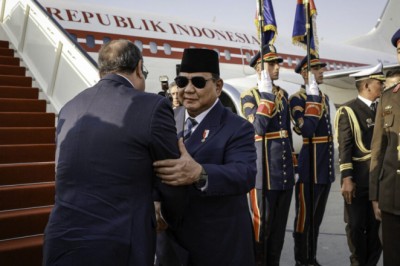 Presiden El-Sisi Antar Langsung Keberangkatan Presiden Prabowo Menuju Doha