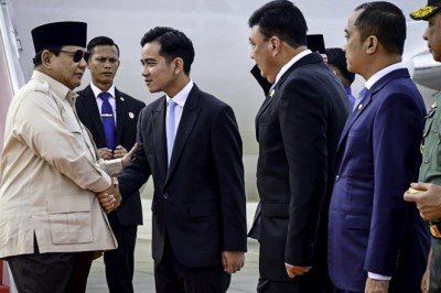Presiden Prabowo Tiba di Tanah Air Usai Lawatan ke Kawasan Timur Tengah dan Turkiye