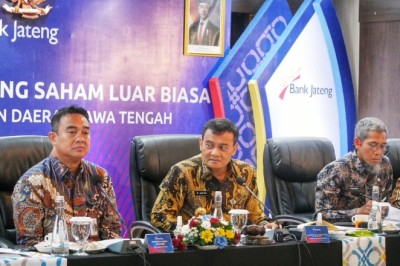 Ahmad Luthfi Minta Bank Jateng Tingkatkan Kinerja Demi Dongkrak PAD