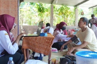 Hamenang Tetapkan KLB Keracunan di Karangturi, Pastikan  Biaya Pengobatan Gratis