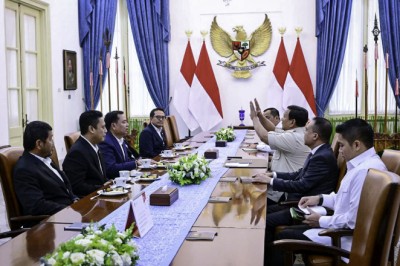 Terima Pimpinan Komisi V DPR RI, Presiden Prabowo Bahas Infrastruktur, Irigasi, dan Permukiman