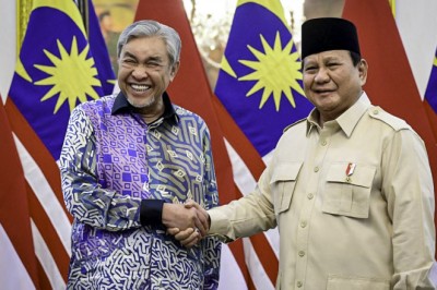 Pertemuan Hangat Presiden Prabowo dan Wakil PM Malaysia: Kawan Lama dari Masa Muda