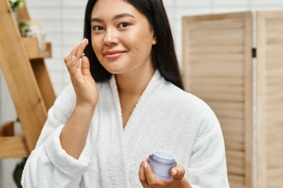 10+ Skincare untuk Kulit Berminyak dan Kusam Produk Lokal Terbaik di 2025