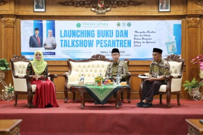 Buku Karya Nawal Diapresiasi Civitas Akademika Unisnu dan Pengasuh Ponpes di Jepara