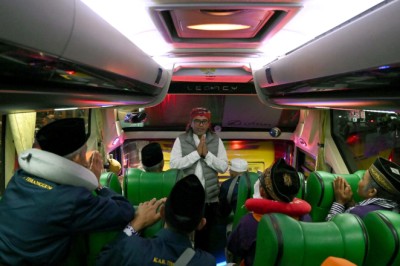 Lepas Calon Jemaah Haji, Agus Gondrong Titip Doa untuk Temanggung