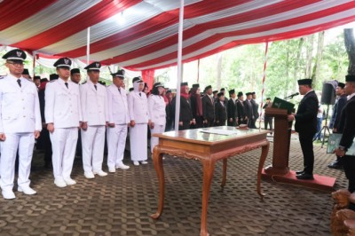 Perdana, Wali Kota Magelang Lantik Pejabat di Taman Kyai Langgeng