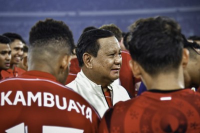 Presiden Prabowo Saksikan Langsung Kemenangan Krusial Timnas Indonesia atas China di Kualifikasi Piala Dunia 2026