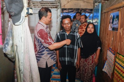 Tangis Bahagia Dasuki Kala Rumahnya Hendak Diperbaiki Ahmad Luthfi