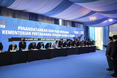 Presiden Prabowo Saksikan Penandatanganan 27 Kontrak Bersama, Tegaskan Komitmen Perkuat Industri Pertahanan Nasional