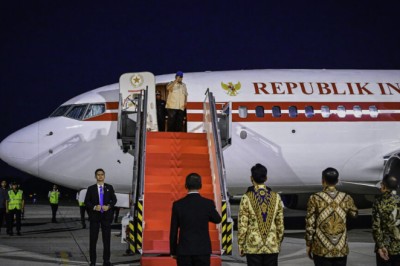 Presiden Prabowo Bertolak ke Singapura untuk Kunjungan Kenegaraan