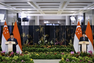 Presiden Prabowo dan PM Wong Sepakat Dorong Solusi Damai untuk Gaza, Iran–Israel, hingga Krisis Myanmar