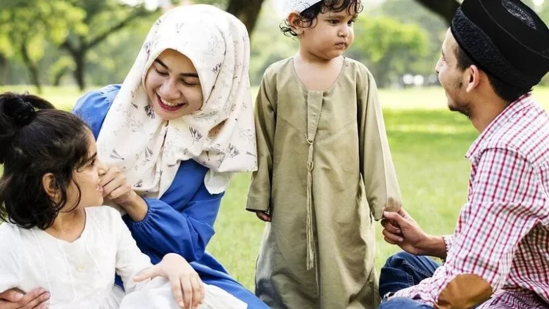 Doa untuk Orang Tua, Amalan Anak Saleh yang Tak Terputus