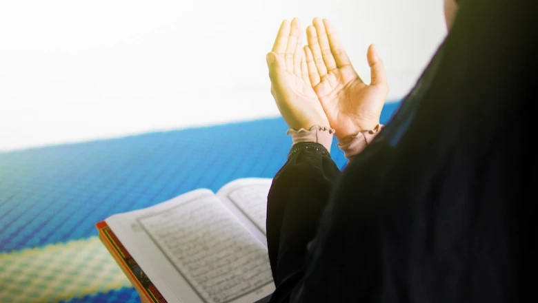 Doa Setelah Sholat Hajat Lengkap: Arab, Latin, dan Artinya