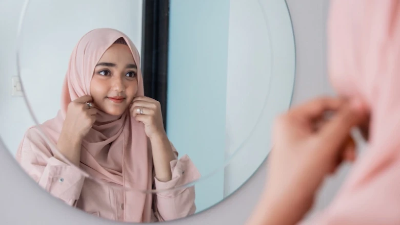 Doa Bercermin Lengkap: Arab, Latin, Terjemah, dan Hikmahnya