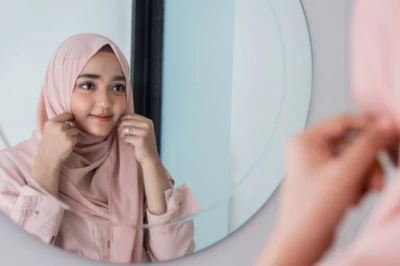 Doa Bercermin Lengkap: Arab, Latin, Terjemah, dan Hikmahnya