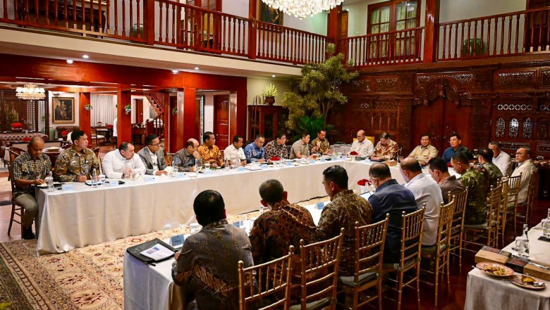 Presiden Prabowo Panggil Sejumlah Menteri, Bahas MBG hingga Ketahanan Pangan dan Energi