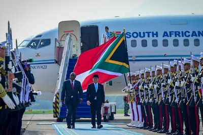Presiden Afrika Selatan Matamela Cyril Ramaphosa Tiba di Jakarta untuk Kunjungan Kenegaraan