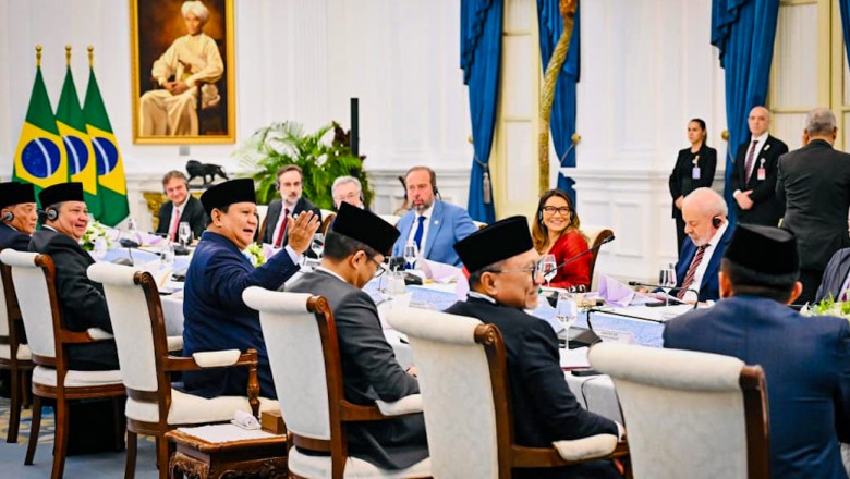 Dari Pecel Kembang hingga Lagu Brasil: Cita Rasa Persahabatan Dua Negara Tropis