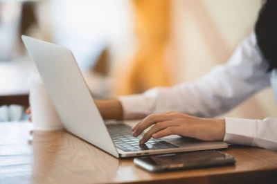 10+ Rekomendasi Laptop untuk Kerja Terbaik, Simak!