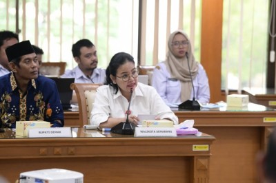 Rakor Dengan Gubernur, Agustina Berharap Penambahan Pompa dan Pengerukan Kolam Retensi