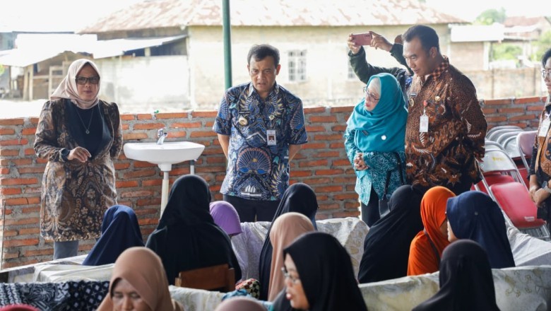 Gubernur Ahmad Luthfi Dorong UMKM Batik Sragen Jadi Motor Ekonomi Rakyat dan Warisan Budaya