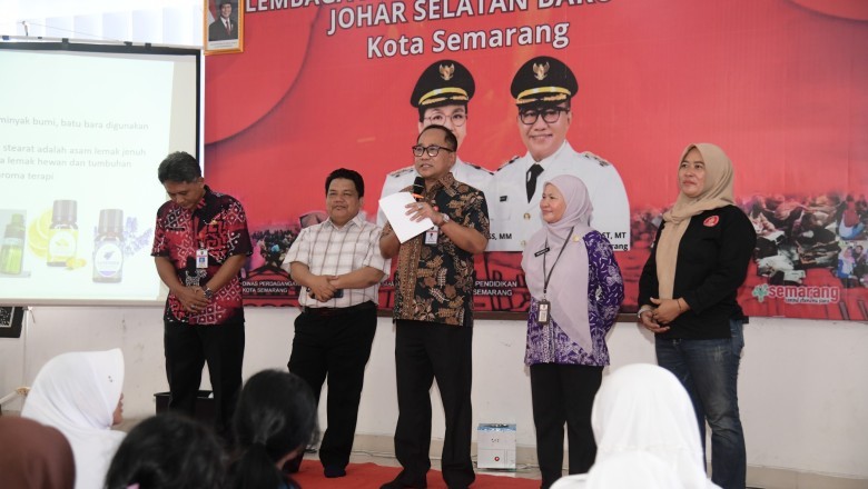 Dari Jelantah Jadi Manfaat: Pemkot Semarang Apresiasi Inovasi Pelajar di Pasar Johar