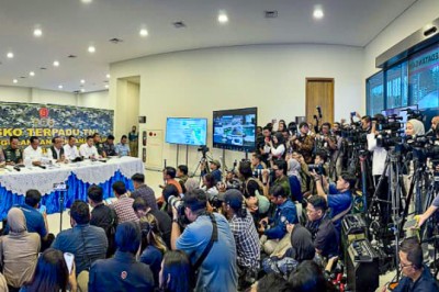 Pemerintah Pacu Pemulihan Sumatra: Listrik, Telekomunikasi, dan Logistik Diperbaiki dalam Waktu Singkat