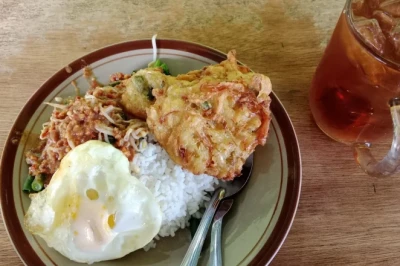7 Rekomendasi Nasi Pecel Terbaik di Semarang — Enak, Tradisional &amp; Tempat Nyaman