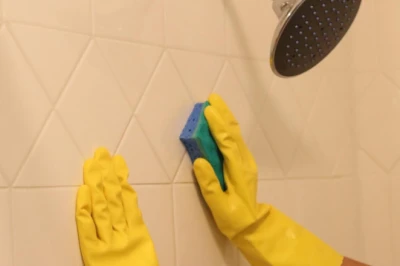 10 Rekomendasi Pembersih Kerak Kamar Mandi Terbaik, Ampuh!