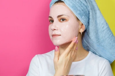 10 Rekomendasi Produk Eksfoliasi Wajah, Aman & Efektif!