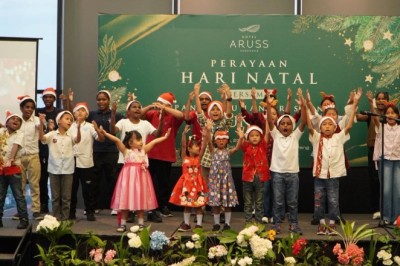 Hangatnya Natal di Hotel Aruss Semarang, Anak Panti Eunike Diajak Rayakan Sukacita Bersama