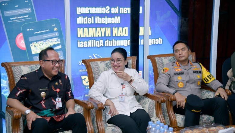 Libur Nataru Menggila! Pemkot Semarang Siapkan Strategi Khusus Parkir &amp; Lalu Lintas di Kawasan Wisata