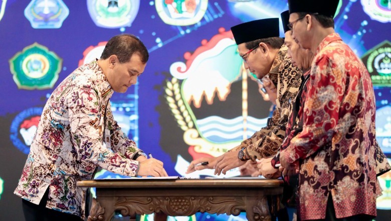 Gandeng 44 Kampus, Pemprov Jateng Libatkan Akademisi Kawal Program Pembangunan 2025