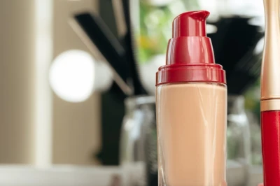 20 Rekomendasi Foundation yang Bagus & Tahan Lama, Yuk Cek!