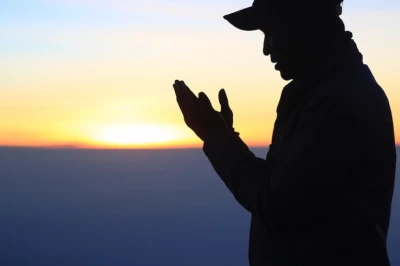 Bacaan Doa Naik Kendaraan, Darat, Udara, dan Laut, Lengkap!