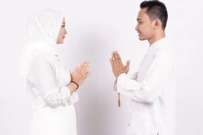 Doa Pengantin Baru setelah Ijab Kabul: Bahasa Arab & Latin