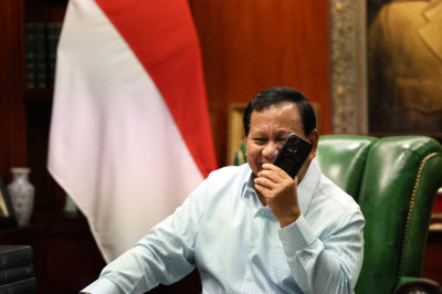 Seskab Teddy: Presiden Prabowo Telepon Presiden Palestina, Sampaikan Ucapan Idulfitri dan Perkuat Solidaritas