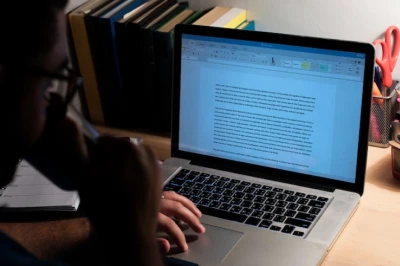 7 Cara Menghilangkan Garis Merah di Word dengan Mudah!