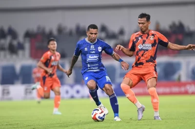 Hasil Babak Pertama PSIS Semarang vs Kendal Tornado FC: Skor 0-0 di Stadion Jatidiri