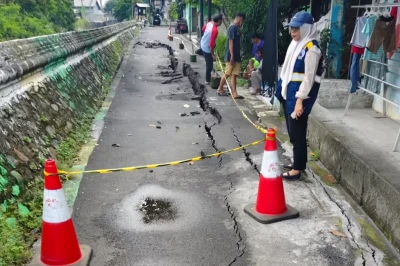 Jalan di Semarang Barat Amblas 41 Meter, Pemkot Bongkar Penyebab Utamanya!
