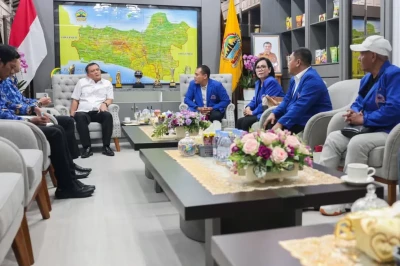 Pemprov Jateng Dukung ATI Bangkitkan Tinju, Kejuaraan Nasional Digelar di Solo