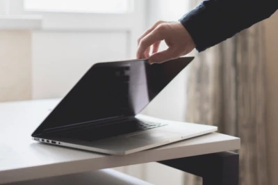 Cara Mematikan Laptop yang Benar dan Tepat Dilakukan