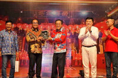 Pemkot Bersama Warga Masyarakat Rawat Harmoni dalam Perayaan Kedatangan Kimsin YS Poo Seng Tay Tee ke-166