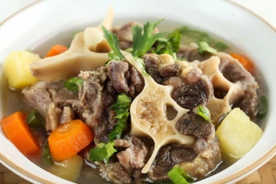 Resep Sop Daging Sapi Rumahan, Cocok untuk Menu Keluarga!